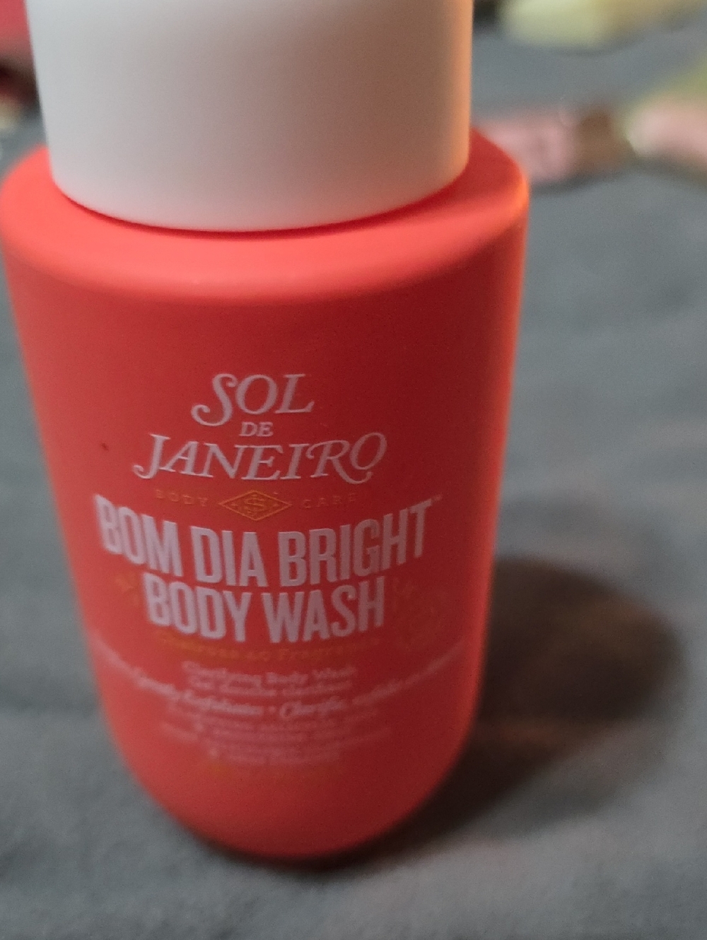 Sol de Janeiro Bom Dia Bright Body Wash - Coral Orange Bottle